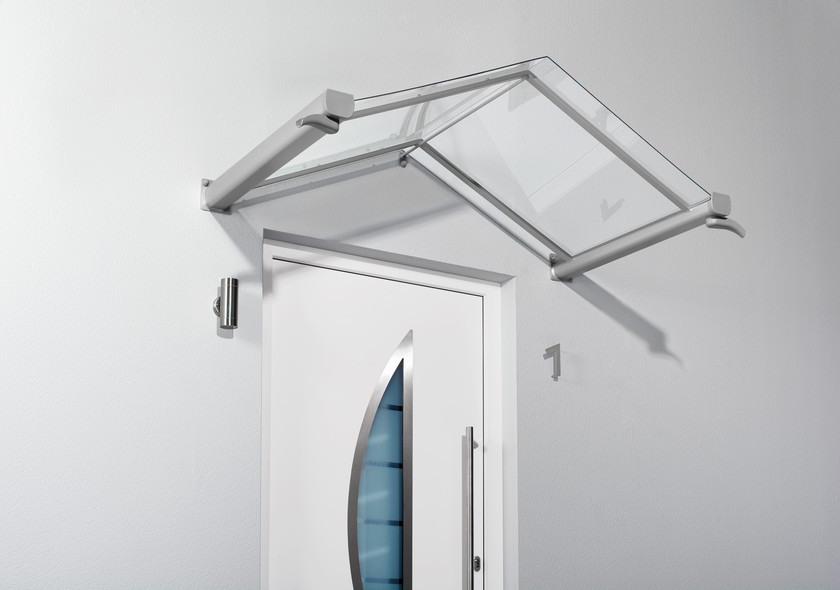 pensilina ad arco spiovente in plexiglass