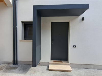 pensilina design ingresso villa Meda